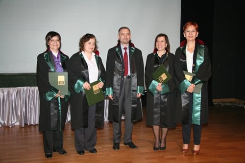 Mesleklerinde 25, 30, 35 Yılını Dolduran Toplam 693 Meslektaşımıza Plaket Verildi
 - 105