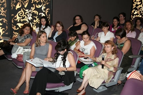 Kadın Hakları Merkezi Eğitim Semineri Yapıldı
 - 44