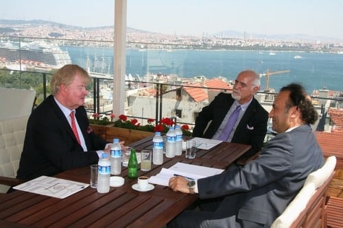 Uluslararası Barolar Birliği Başkanı Mıcheal Reynolds İstanbul Barosunu Ziyaret Etti

 - 3