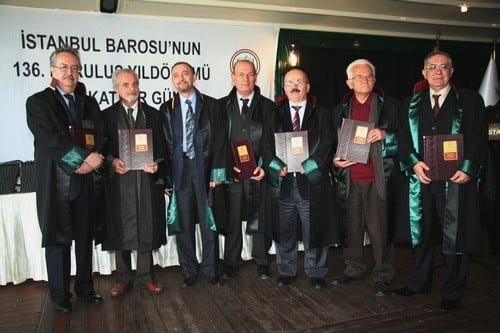 Hukuk Devleti Tesis Edilene, Yargı Bağımsız Olana Kadar, Bedeli Ve Pahası Ne Olursa Olsun Bu Mücadeleyi Birlikte Sürdüreceğiz - 363