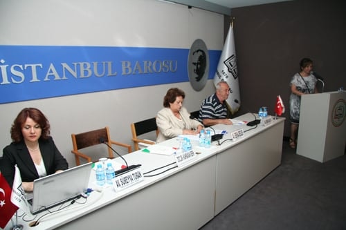 Değişen Yasalar Çerçevesinde Kamudaki Avukatların Sorunları
 - 4