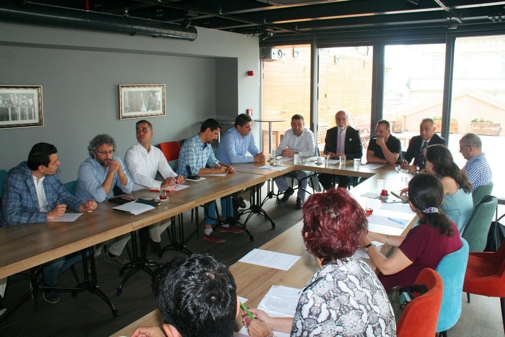 Sanık Müdafiliği, Mağdur/Şikayetçi/Katılan Vekilliği - 3