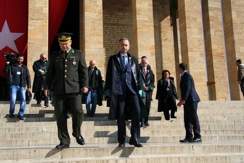 İstanbul Barosu Heyeti Anıtkabir’De Ata’Nın Huzurunda

 - 38