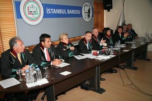 Yolsuzluk İddialarını Kapatılmış Saymak Hukuken Mümkün Değildir

 - 26