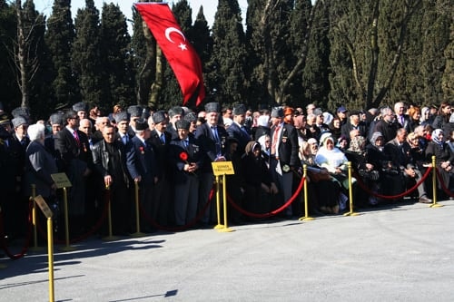Çanakkale Şehitleri İstanbul’Da Da Anıldı
 - 1