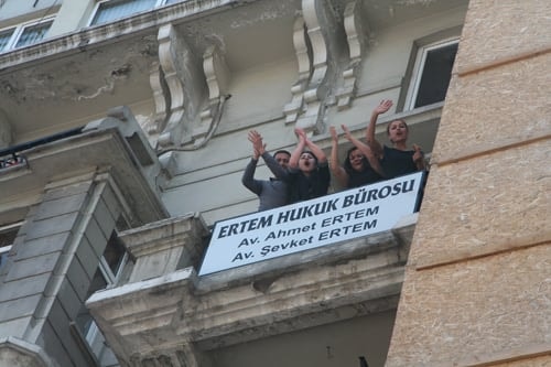 1 Mayıs’Ta Yine Taksim’Deydik
 - 8