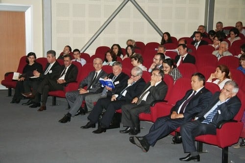 Sendikal Haklar Ve İş Sözleşmeleri Sempozyumu

 - 50