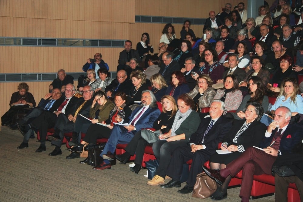 Hukuksal Gerçeklikler Bağlamında Anayasa Değişikliği - 46