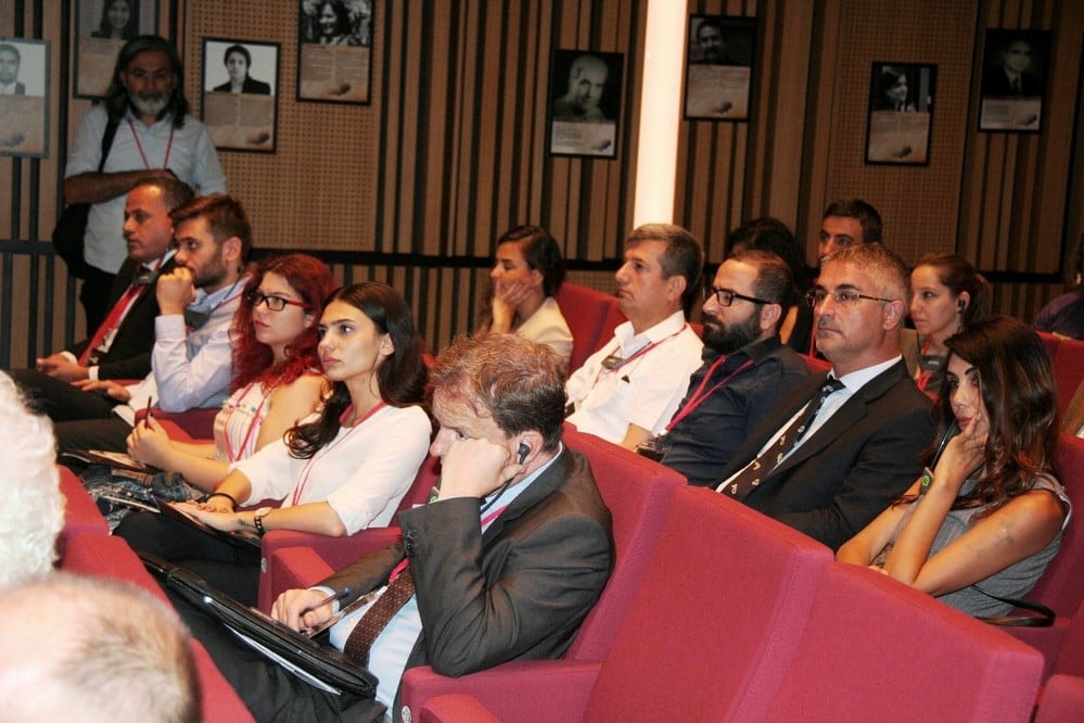 Uluslararası Konferans: ‘Ayın Karanlık Yüzü’ - 28