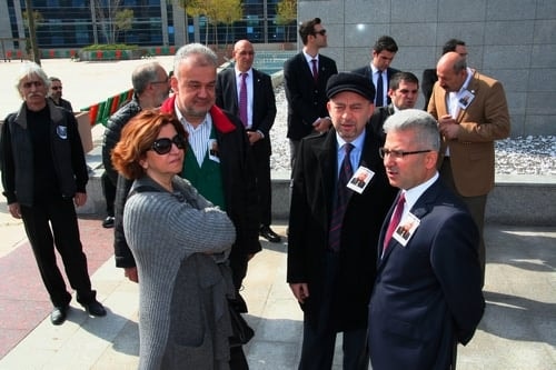 Örnek İnsan Av. Ekrem Erdal Üner’İ Son Yolculuğuna Uğurladık
 - 8