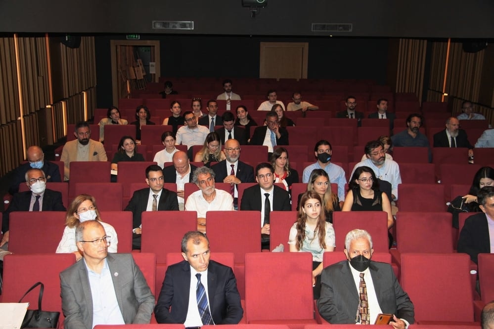 Türk Ticaret Kanunu Deniz Ticareti Hükümlerinin Değerlendirilmesi Sempozyumu - 4