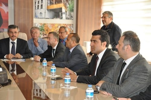 İstanbul Barosu Başkan Ve Yönetim Kurulu Üyeleri, Acıyı Paylaşmak, İncelemelerde Bulunmak İçin Soma’Daydı

 - 63