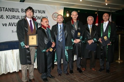 Hukuk Devleti Tesis Edilene, Yargı Bağımsız Olana Kadar, Bedeli Ve Pahası Ne Olursa Olsun Bu Mücadeleyi Birlikte Sürdüreceğiz - 209