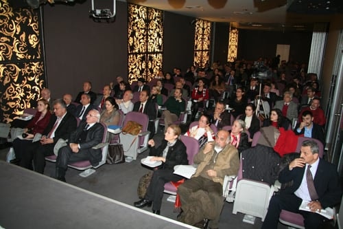 Avukata Yönelik Baskı Vatandaşa Yapılmış Sayılır

 - 2