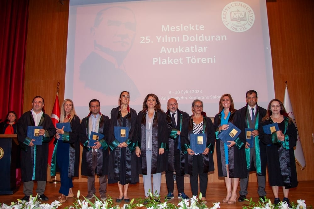 Meslekte 25, 30 ve 35 Yılını Dolduran Meslektaşlarımıza Plaket Verildi - 121