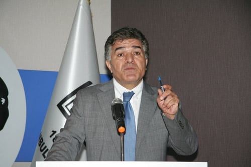 “Kadın Hakları Ve Aile İçi Şiddet” Konulu Sertifika Programı Devam Ediyor

 - 24