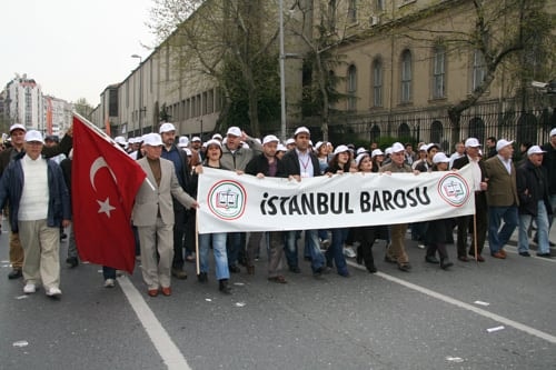 1 Mayıs Coşkuyla Kutlandı

 - 19