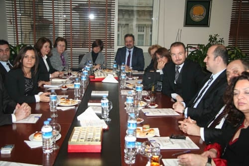 Bursa Barosu Yönetiminden İstanbul Barosuna Destek
 - 9