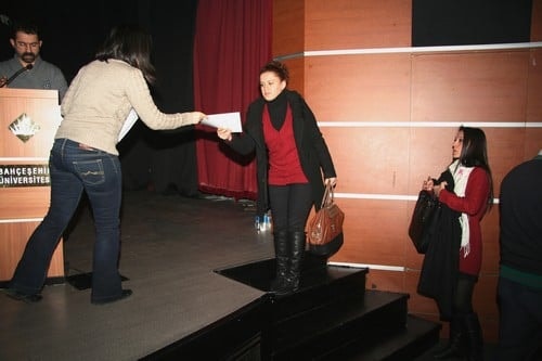 Kadın Hakları Ve Aile İçi Şiddet” Konulu Sertifika Programı

 - 69