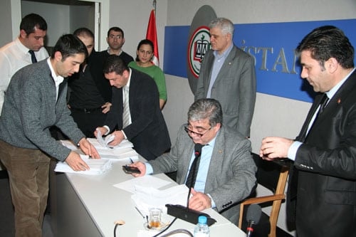 Stj. Avukatlar Komisyonugenel Kurulu 
Yürütme Kurulu Seçimiyle Noktalandı - 34