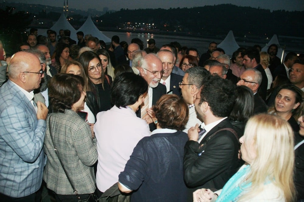 Başkan Durakoğlu Güven Tazeledi - 640