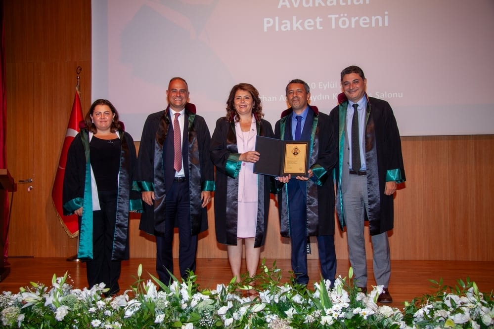 Meslekte 25, 30 ve 35 Yılını Dolduran Meslektaşlarımıza Plaket Verildi - 65