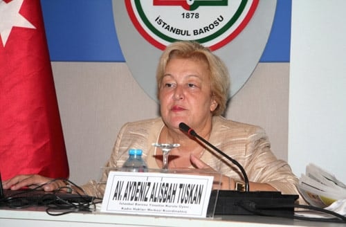 Kadın Hakları Ve Aile İçi Şiddet Konulu Sertifika Programı Devam Ediyor

 - 10