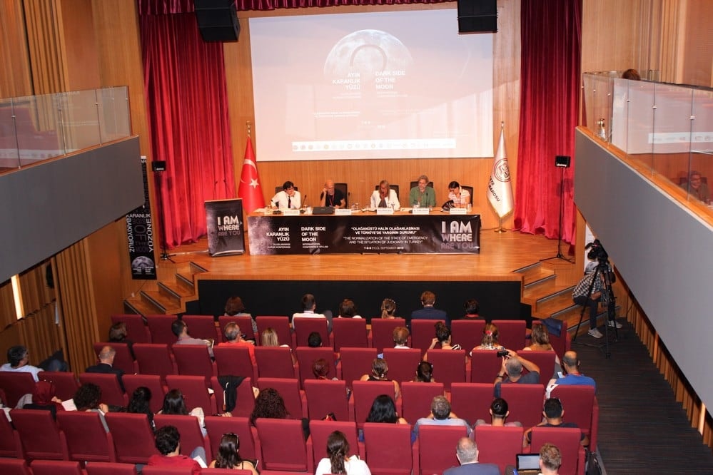 Uluslararası Konferans: ‘Ayın Karanlık Yüzü’ - 138