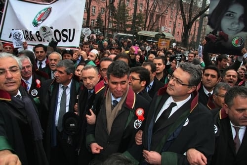 Polis Devleti Değil Hukuk Devleti

 - 69