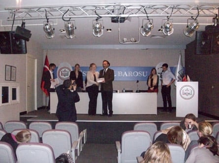 Alman Hukuk Stajyerleri İstanbul Barosu’Nu Ziyaret Etti

 - 18