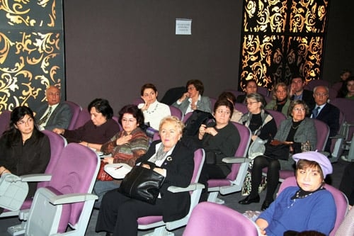 Töre Ve Kadın Cinayetleri
Feodal Yapıdan Kaynaklanıyor
 - 19