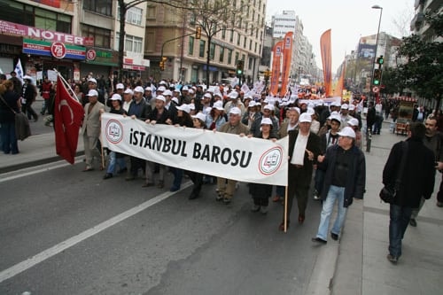 1 Mayıs Coşkuyla Kutlandı

 - 12