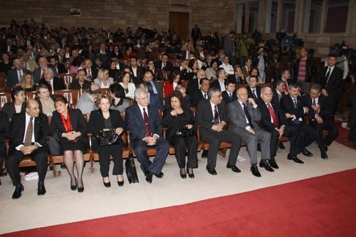 İstanbul Barosu 132. Kuruluş Yıldönümü Ve 
5 Nisan Avukatlar Günü
Etkinliklerle Kutlanmaya Başlandı - 13