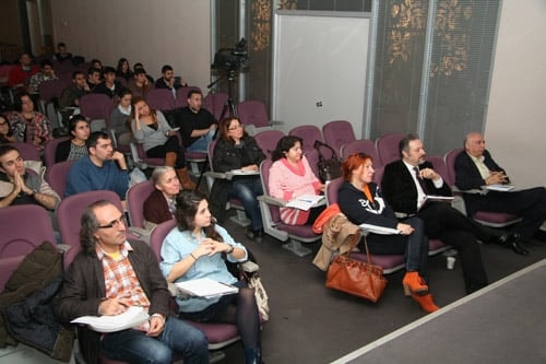 Hava Hukukunda Yolcu Hakları
 - 12