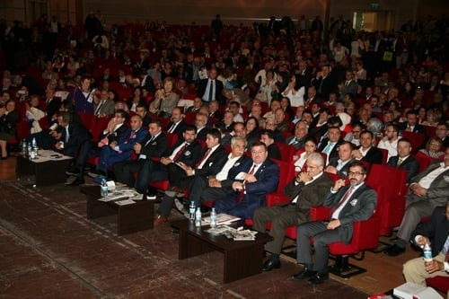 Ümit Kocasakal İstanbul Barosu Başkanlığına Yeniden Seçildi 

 - 105