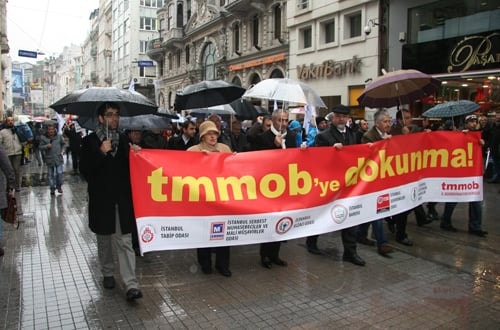 Meslek Odaları Torba Yasaya Karşı Yürüdü

 - 2