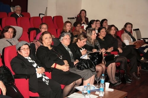 En Fazla Şiddete Sağlık Personeli Uğruyor

 - 41