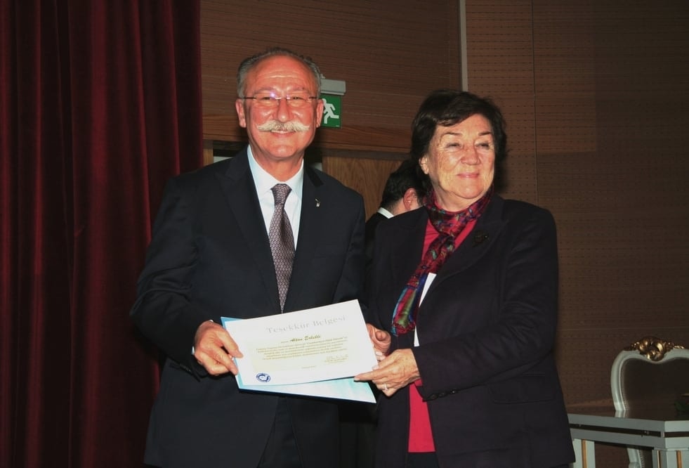 Çağdaş Yaşam Cumhuriyet Ödülü Ümit Kocasakal’a Verildi - 143