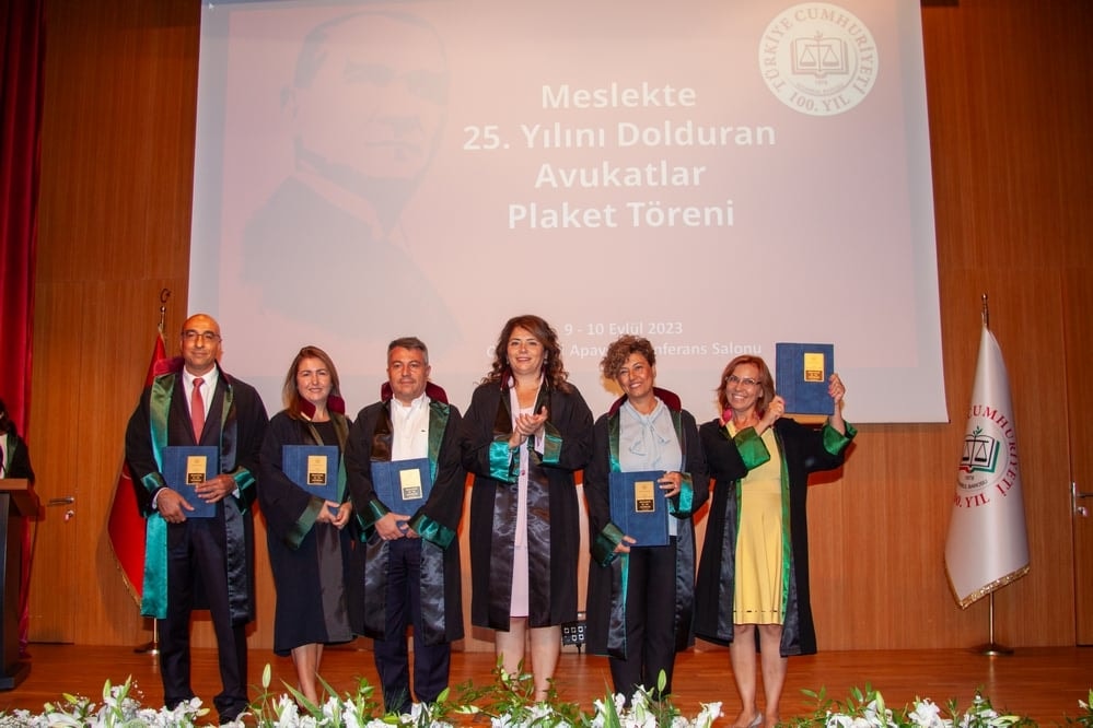 Meslekte 25, 30 ve 35 Yılını Dolduran Meslektaşlarımıza Plaket Verildi - 63