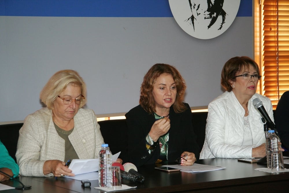 Müftülere Nikâh Kıyma Yetkisi Verilmesi  Kadın Haklarında Geriye Dönüştür  Anayasa İhlalidir - 23