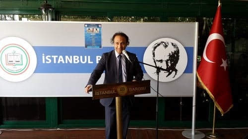 29. Dönem Hukuk İngilizcesi Ve Terminolojisi Derslerini Tamamlayanlara Katılım Belgeleri Verildi 
 - 8