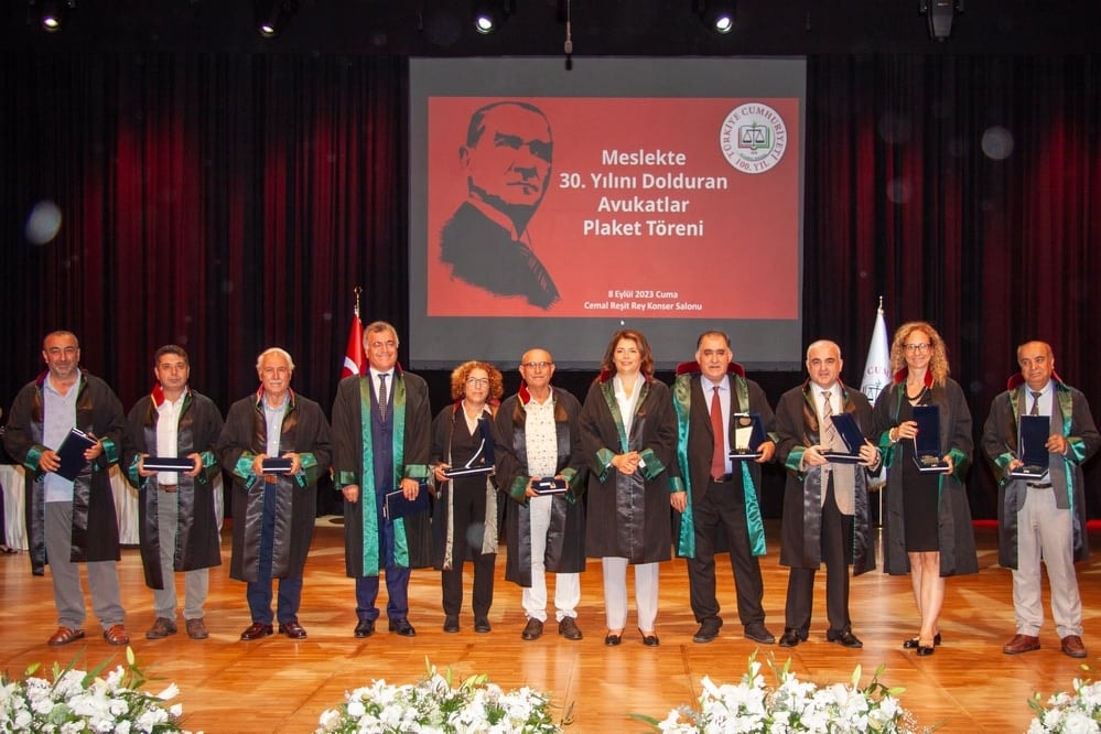 Meslekte 25, 30 ve 35 Yılını Dolduran Meslektaşlarımıza Plaket Verildi - 45