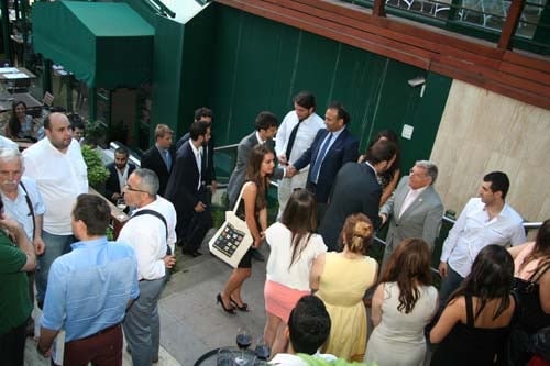 İstanbul Barosu Dış İlişkiler Merkezi İle Avrupa Genç Hukukçular Derneği 10. Hukuk Yaz Okulu Kutlaması Yapıyor
 - 25