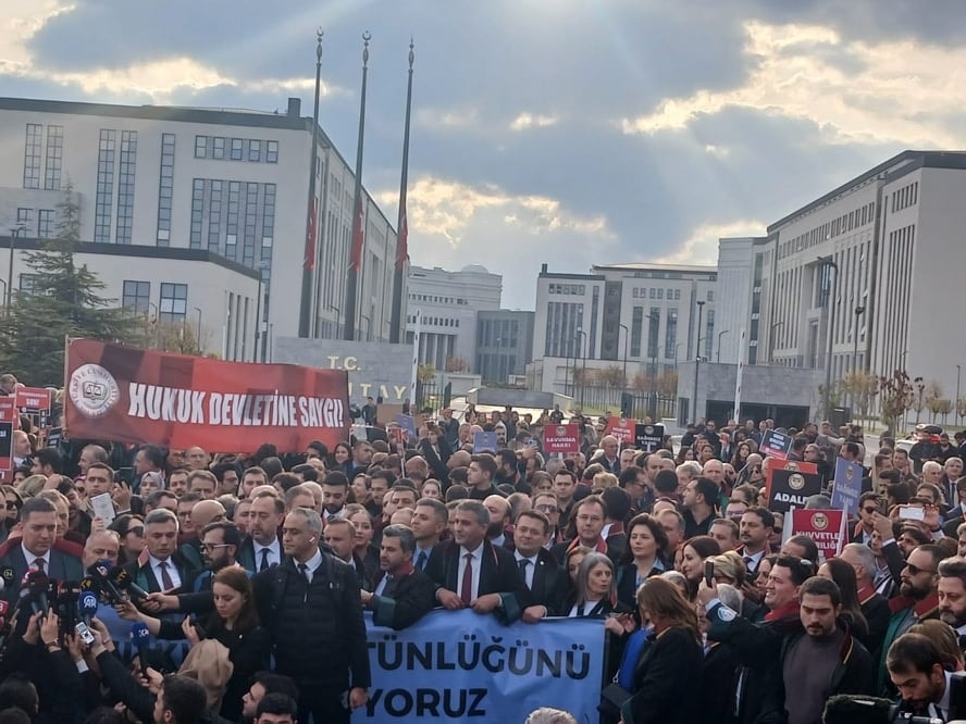 Ankara'da Bir Araya Gelen Baro Başkanları ve Meslektaşlarımız,Yargıtay Binasına Yürüdü - 2