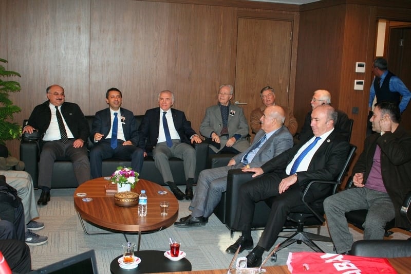 Başkanımız Av. Kazım Kolcuoğlu’nu Son Yolculuğuna Uğurladık - 18