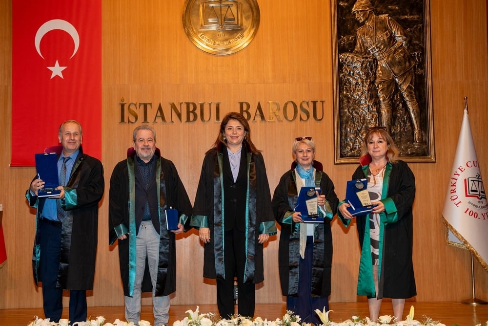 Meslekte 25, 30 ve 35 Yılını Dolduran Meslektaşlarımıza Plaket Verildi - 95