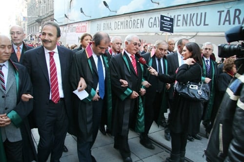 Barolar “Yargıya Ve Ülkeye Sahip Çıkma” Yürüyüşü Yaptılar - 49