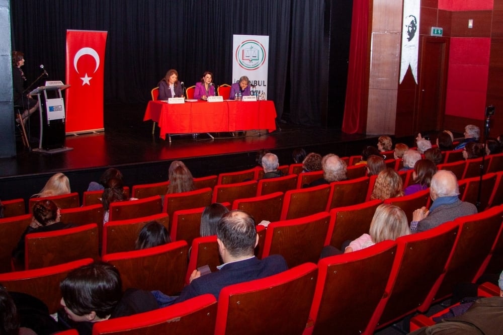 Kadın Olduğum İçin - 4