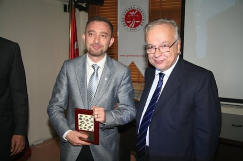 Spor Kulüpleri Yeniden Yapılandırılmalıdır 
 - 10