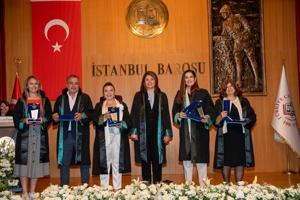 Meslekte 25, 30 ve 35 Yılını Dolduran Meslektaşlarımıza Plaket Verildi - 102